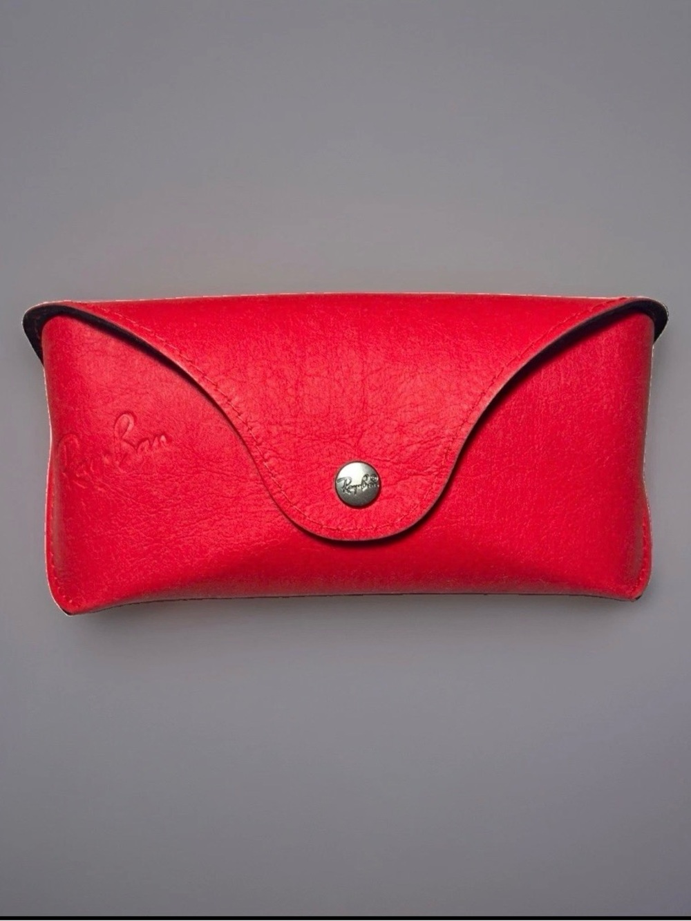 Ray-Ban Red Hard Clamshell Eyeglasses/Sunglasses Case Snap Closure Unisex